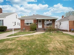 8300 Lanyard Dr, Parma, OH