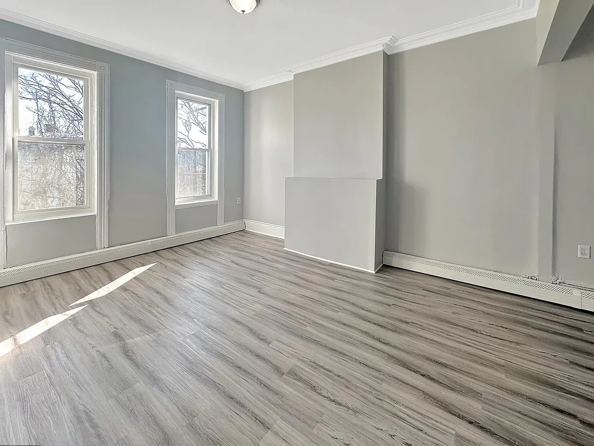 Building Photo - 424 32nd St #3