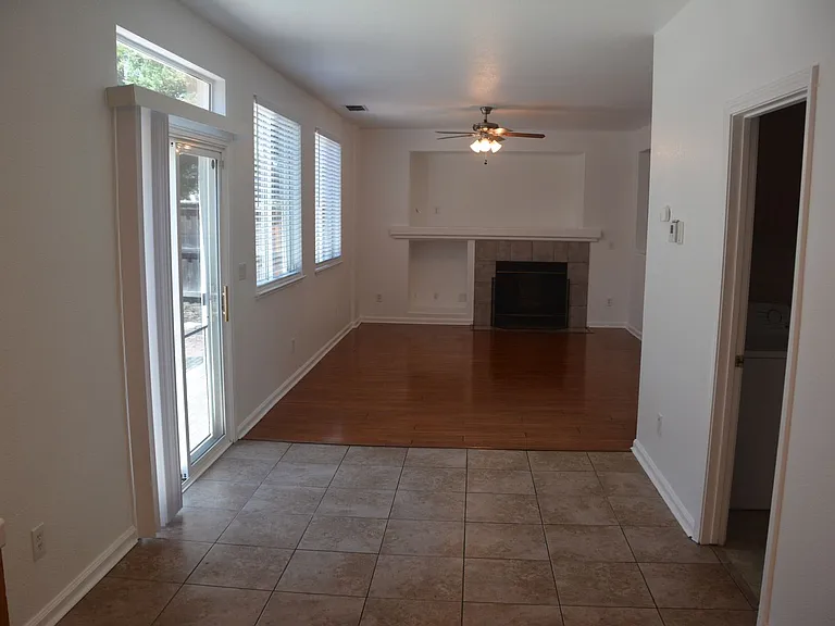 1019 Cape May Dr — Photo 7