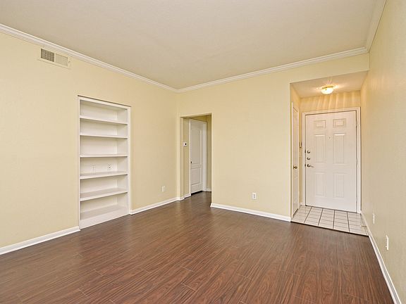 3rd image of 6000 Shepherd Mountain Cv Unit 2005