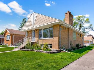 2400 S 5th Ave, North Riverside, IL 60546