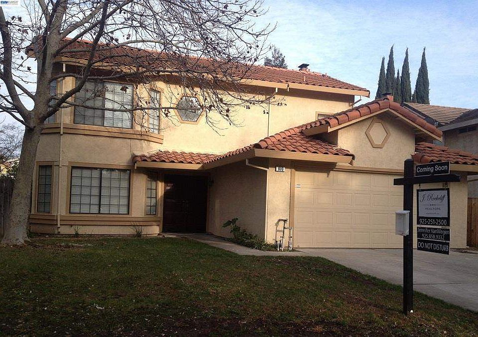 1st image of 810 Kings Canyon Ct