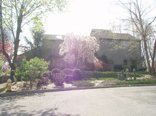 114 Surrey Pl, Hawthorne, NJ 07506