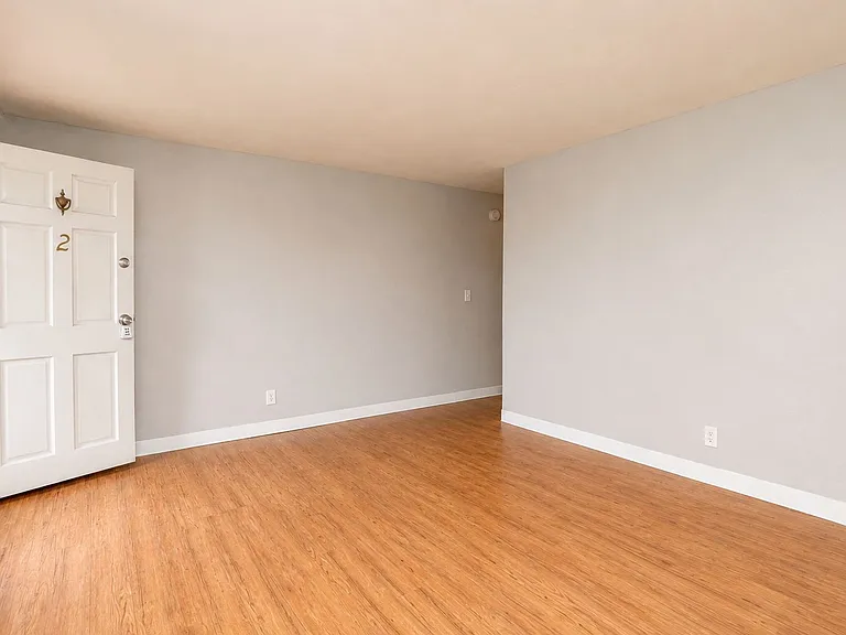 This Is The Perfect 1BR/1BA Beach Apartment Only Two Block From The Atlantic Ocean! — Photo 7