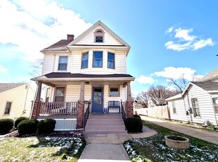 700 W Main St, Clinton, IL 61727