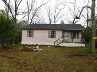 325 Golden Rd E, Tifton, GA 31794