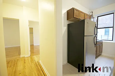 Rented by Link NY Realty