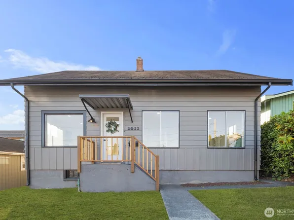 1011 Ironsides Avenue, Bremerton, WA 98310