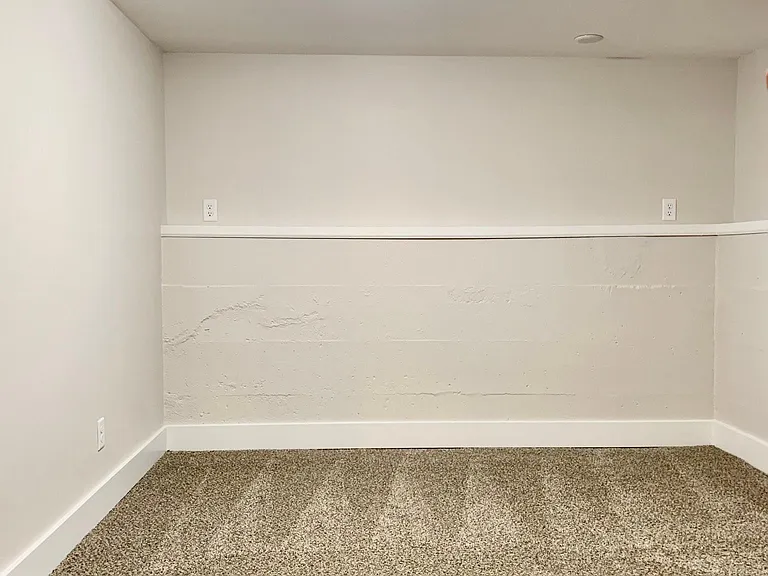 639 S Loomis Ave #1/2 — Photo 20