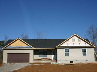 2117 Bear Creek Cir, Cookeville, TN 38506