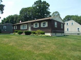 38 Davis Rd, Rockland, MA 02370