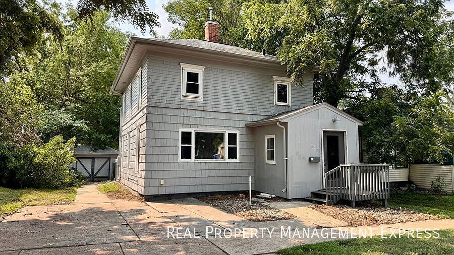 1st image of 807 W 13th St