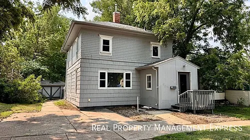 807 W 13th St Photo 1