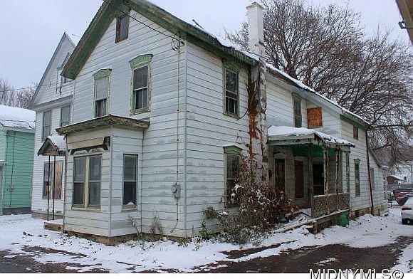 2nd image of 216 Bellinger Ave