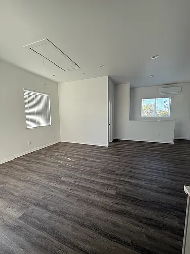 1829 N Ave #1 Photo 1