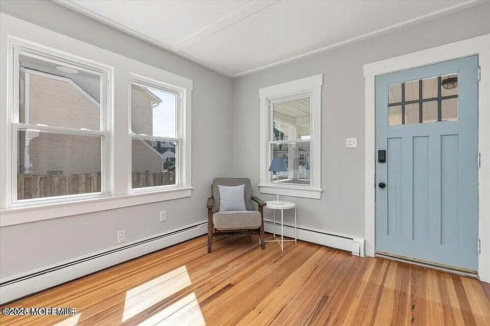3 bed, 1440 sqft, $2,500 — Photo 4