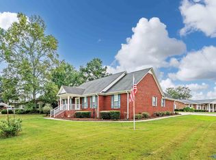 106 Hammons St, Athens, AL 35611
