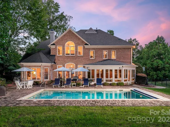 15216 Ballantyne Country Club Dr, Charlotte, NC 28277