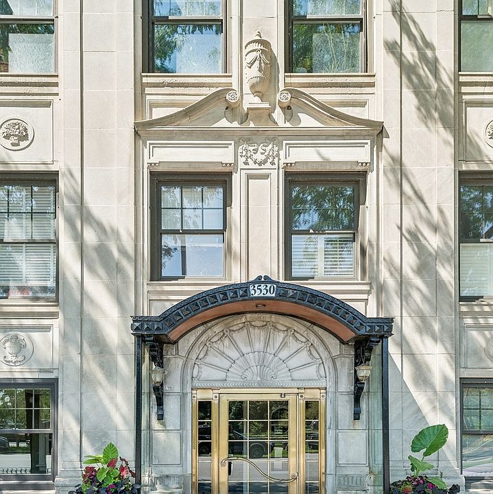 2nd image of 3530 N Lake Shore Dr APT 12A