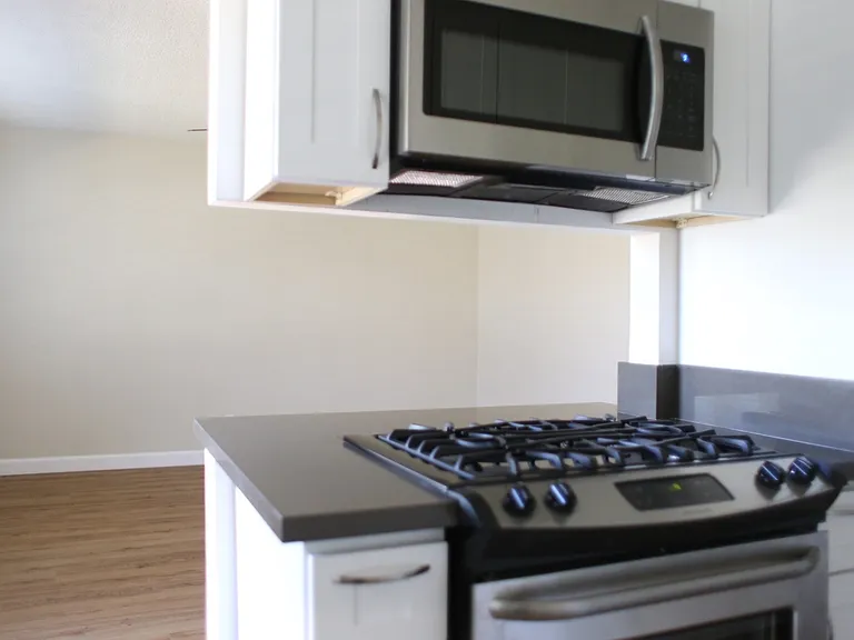 11620 Bellflower Blvd — Photo 11