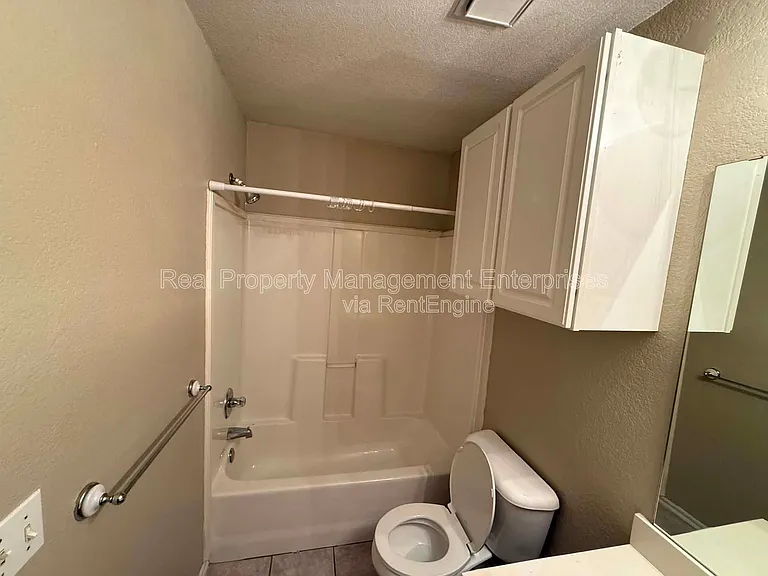 4101 Heritage Place Dr — Photo 24