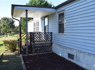 2320 Pathfinder St, Newton, NC 28658