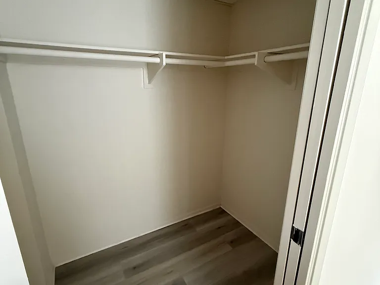20309 Rue Crevier #573 — Photo 23