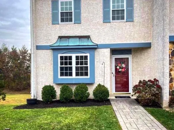 279 Lawndale Ave, King Of Prussia, PA 19406