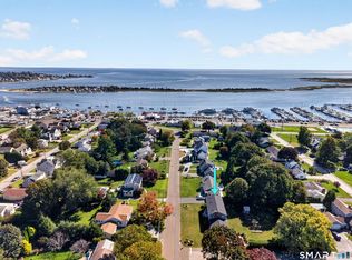 112 Harbor Pkwy, Clinton, CT 06413