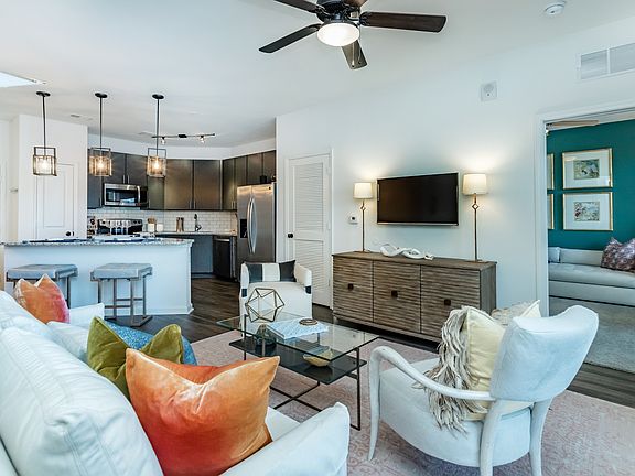 4th image of 2401 Lakeshore Dr #115