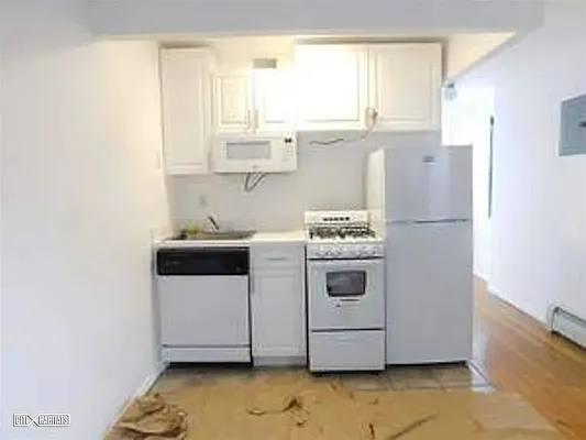 Rented by Metropolitan Property Group | media 2