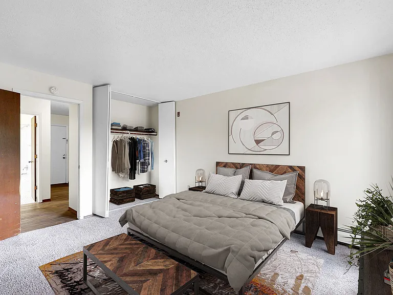 Burnsville Parkway Apartments — Photo 8