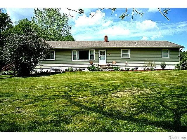 1847 N Hacker Rd photo 1