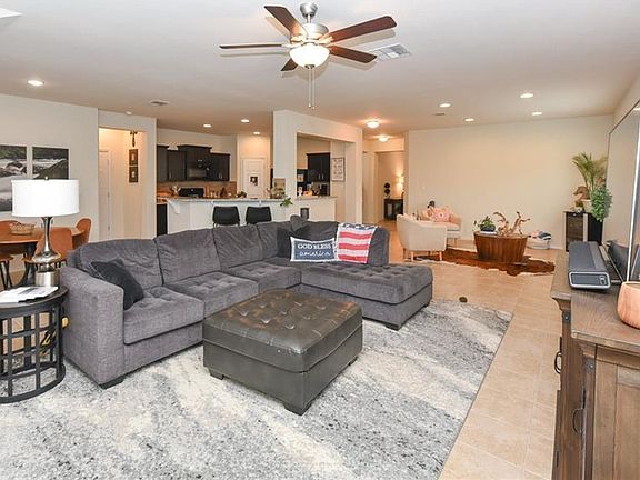 4th image of 601 Beebrush Ct