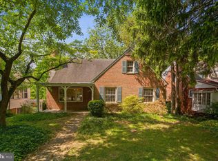 5752 Macarthur Blvd NW, Washington, DC