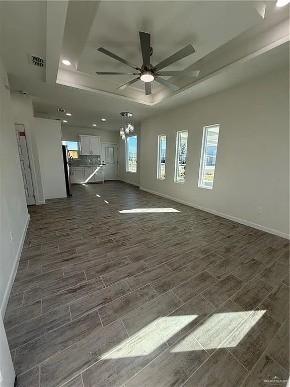 Building Photo - 5900 Ozark Ave #1