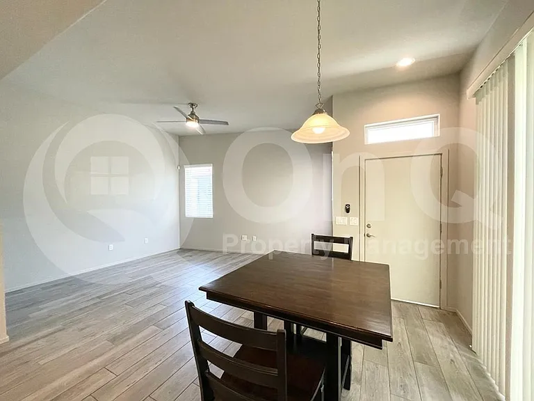 833 E Park Modern Dr — Photo 9