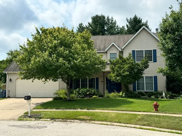 12 Valera Ct, Monticello, IL 61856