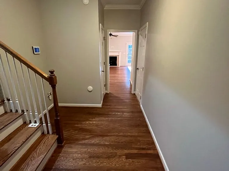 328 Amber Ln — Photo 5