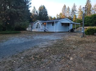1677 Lampman Rd, Gold Hill, OR 97525