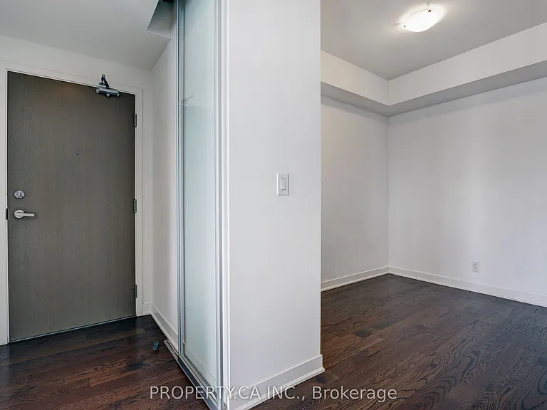 88 Harbour St #6706 — Photo 27