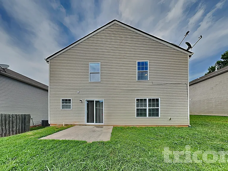 6931 Savannah Springs Dr — Photo 19