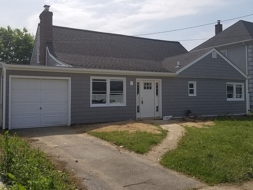 1st image of 568 Rockville Ct