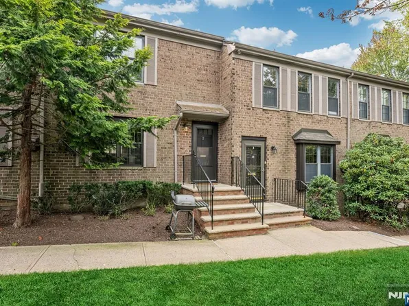 181 Long Hill Rd APT M-2, Little Falls, NJ 07424