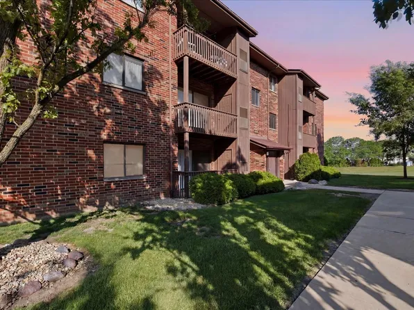 15805 Peggy Ln APT 6, Oak Forest, IL 60452