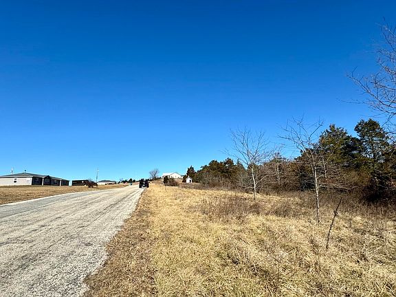4th image of 295 Wellington Parkway Lot 3b Parkway