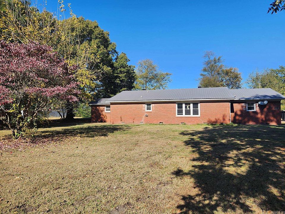 106 W 7th St, Leachville, AR 72438 MLS 23036120 Zillow