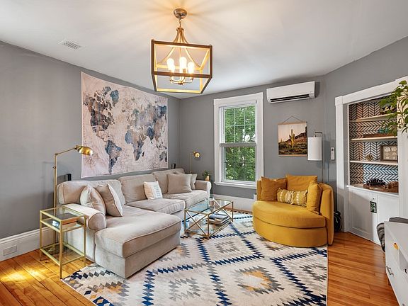 4th image of 12 Linden St APT 4