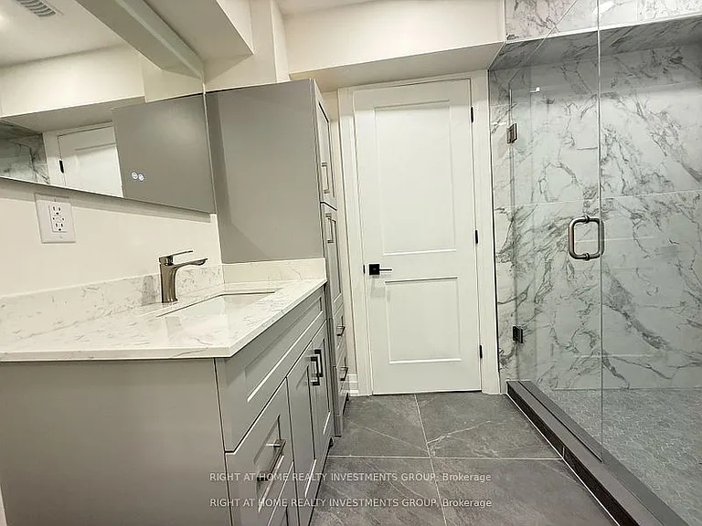 30 Blazing Star St #B — Photo 10