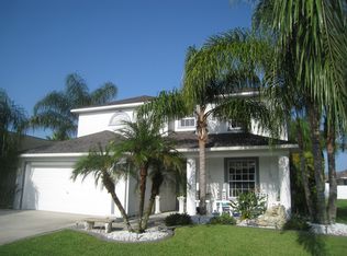 2947 Hickory Grove Dr, Valrico, FL 33596